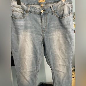 Light washed demon Jeans